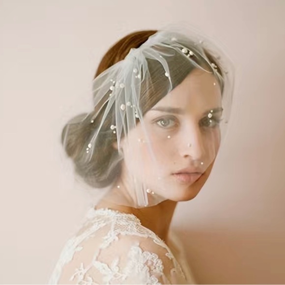 Wedding bridal short head veil faux Pearl with comb - Picture 2 of 3